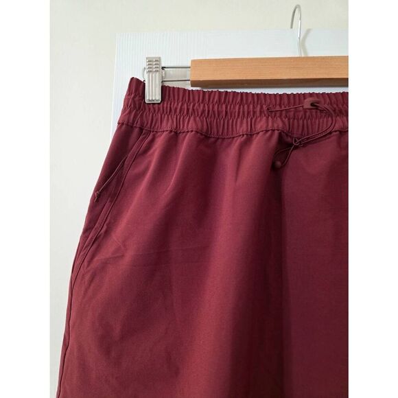 Athleta Down High Rise 15" Skirt. WINE US S NWT - Picture 3 of 8